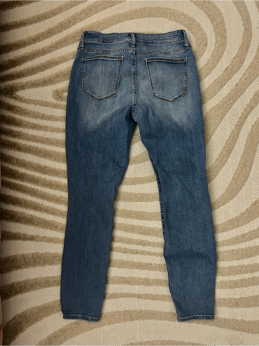 Gap Denim Distressed Skinny Jeans Size 30 Regular Medium Wash - Picture 2 of 4